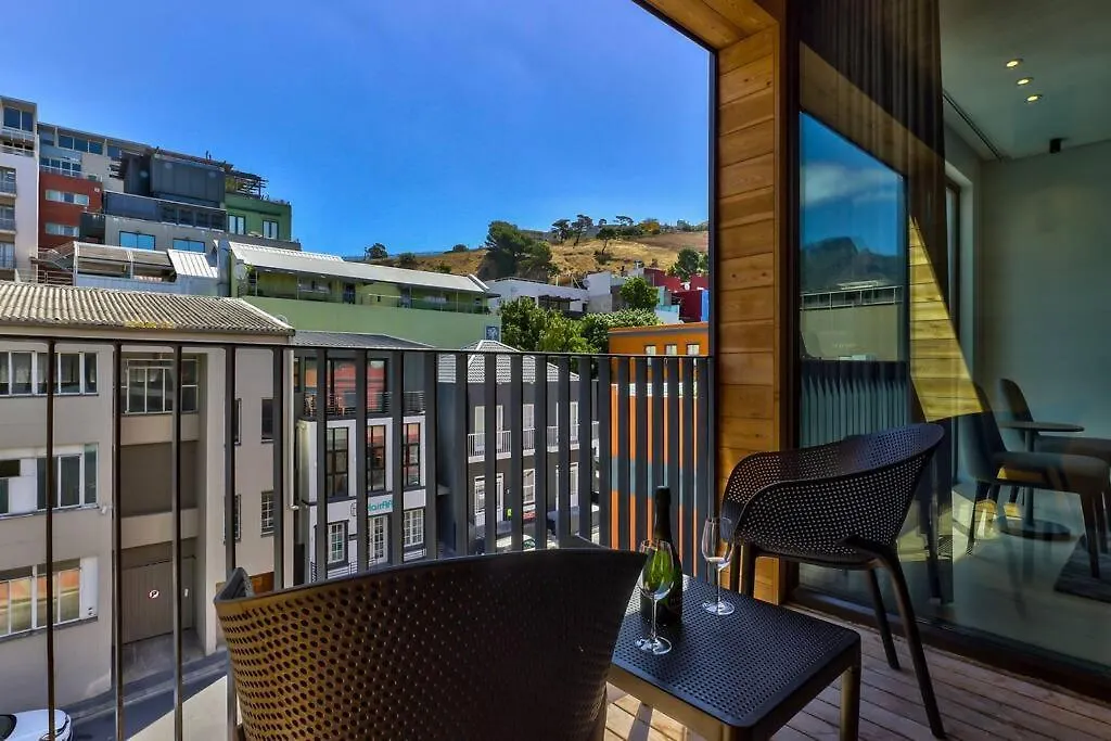 Apartment Scandi-Style, Family Luxury In Heart Of City Hub! Cape Town